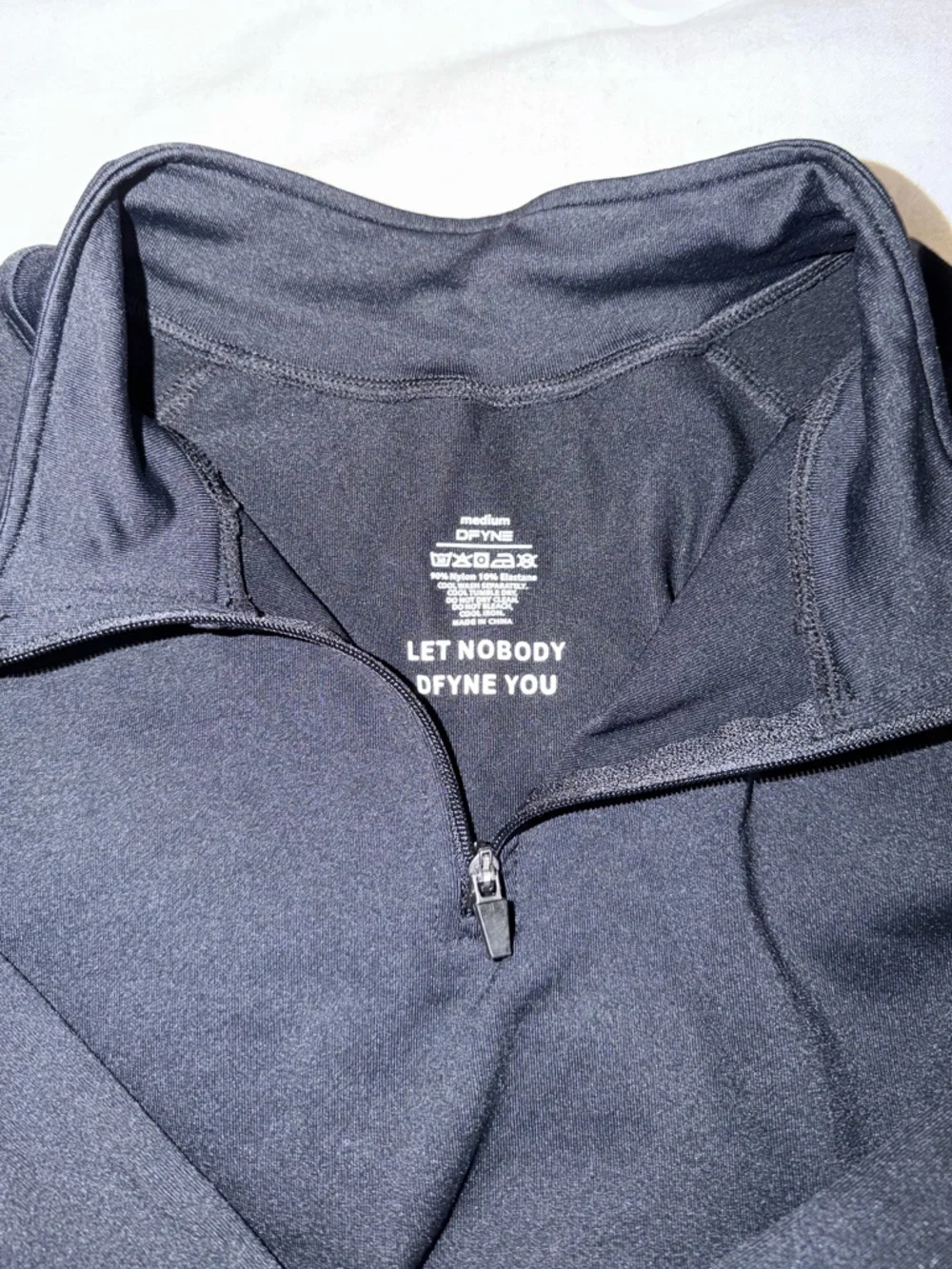 dfyne impact half zippy - midnight black - Picture 3 of 4